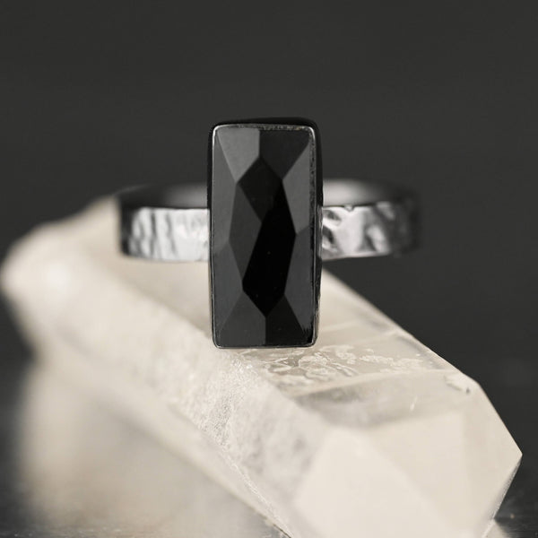 Ring w/ Black Onyx Rectangle on a Hammered Band  (Gunmetal)