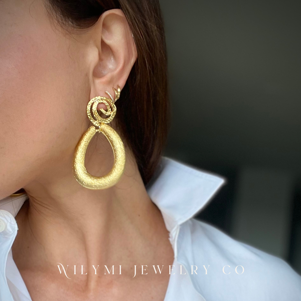 ATHENA Pear-Design Hoops | 24k Gold Filled | Lightweight